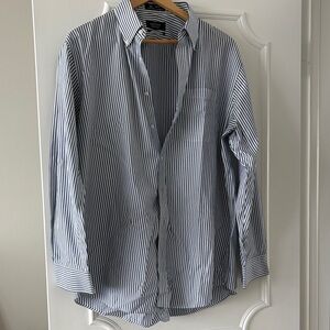 Nordstrom Men's Navy and White Striped Dress Shirt